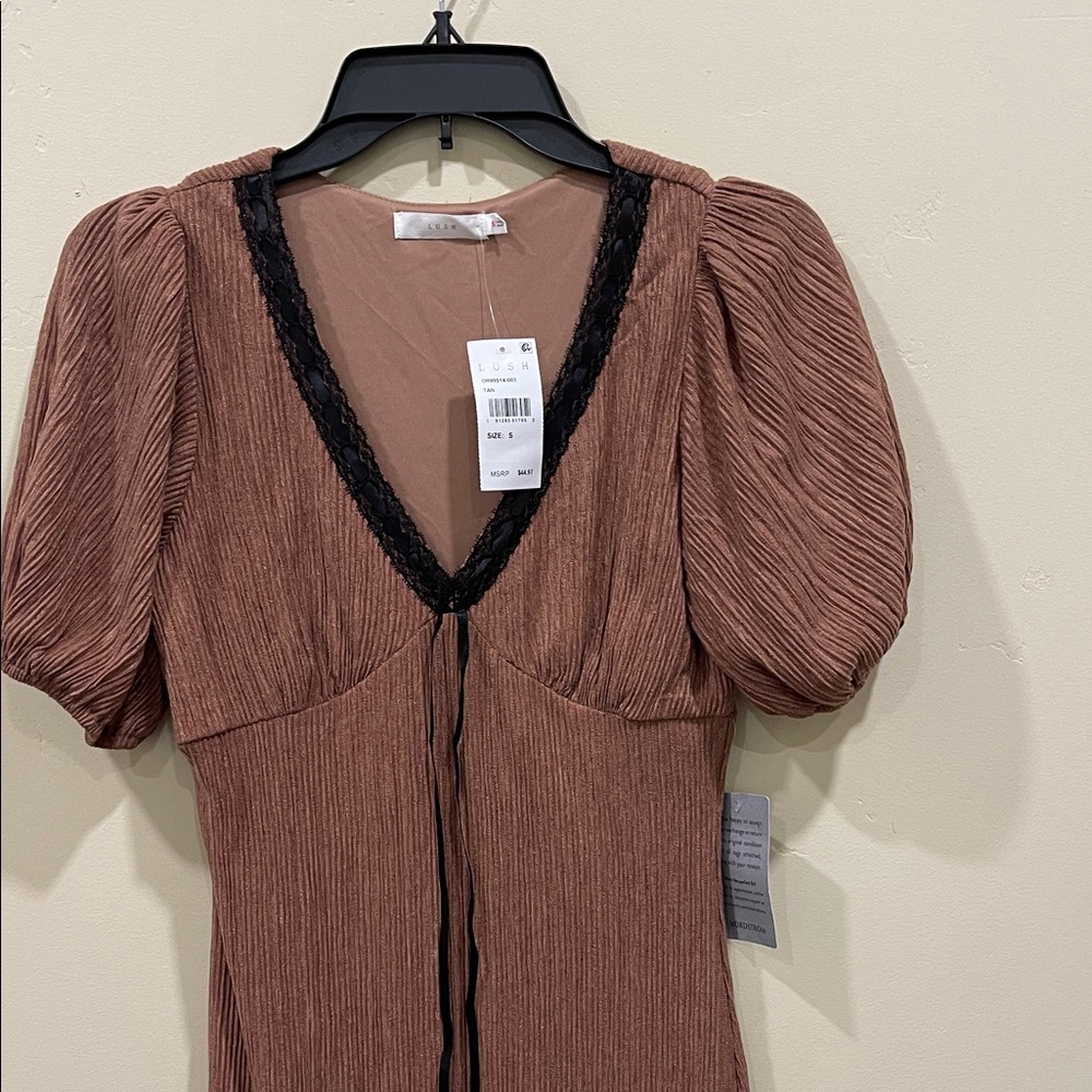 NWT Lush midi dress